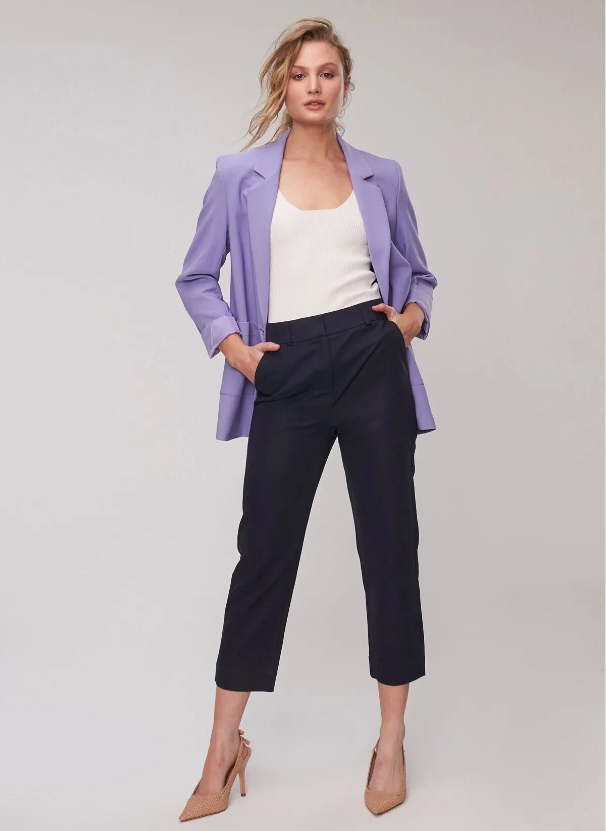 13740 Navy Blue Cropped Pants