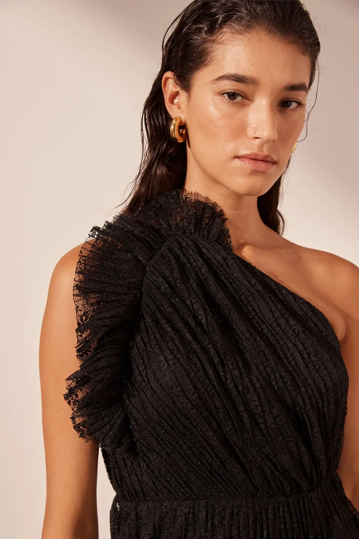 SOL LACE ASYMMETRICAL DETAIL MAXI DRESS - BLACK