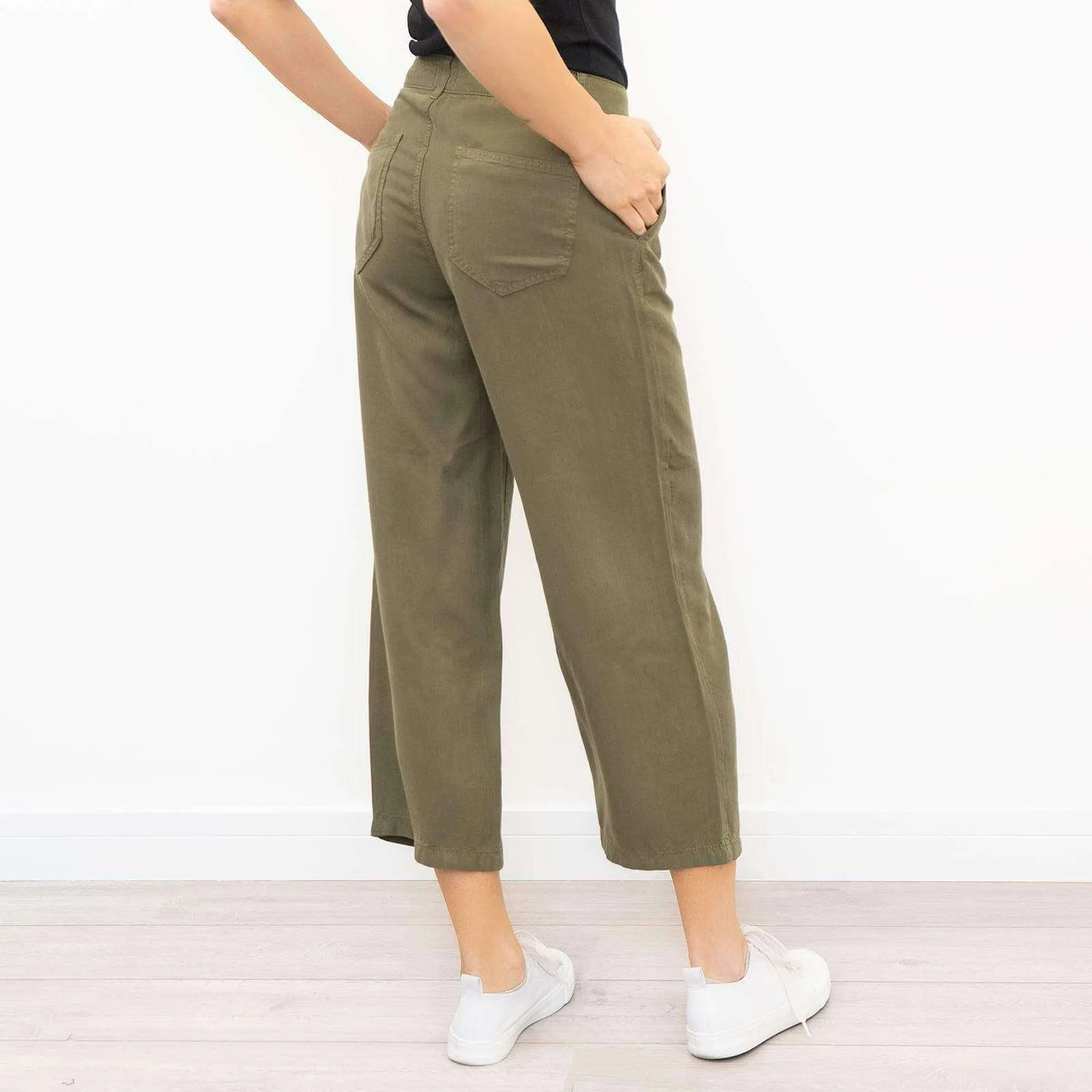 White Stuff Wide Leg Relaxed Soft Casual Khaki Trousers