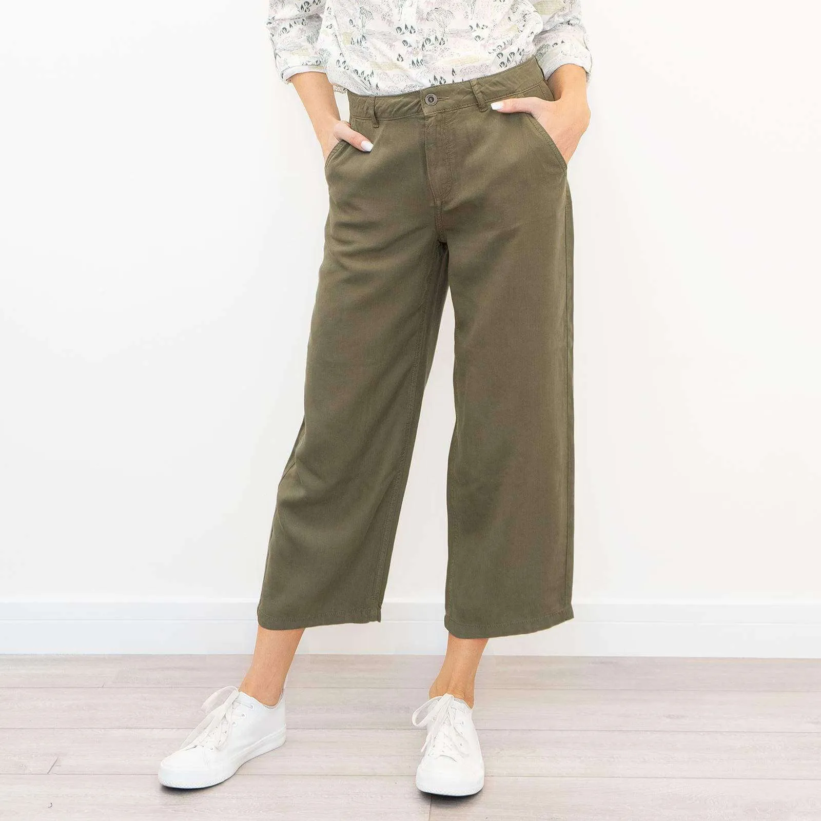 White Stuff Wide Leg Relaxed Soft Casual Khaki Trousers
